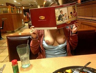 amateur flashing women