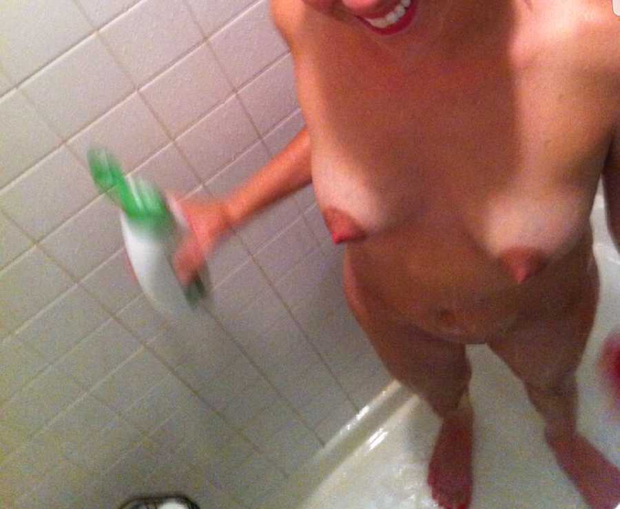 Spontaneous, Sexy Shower Pics