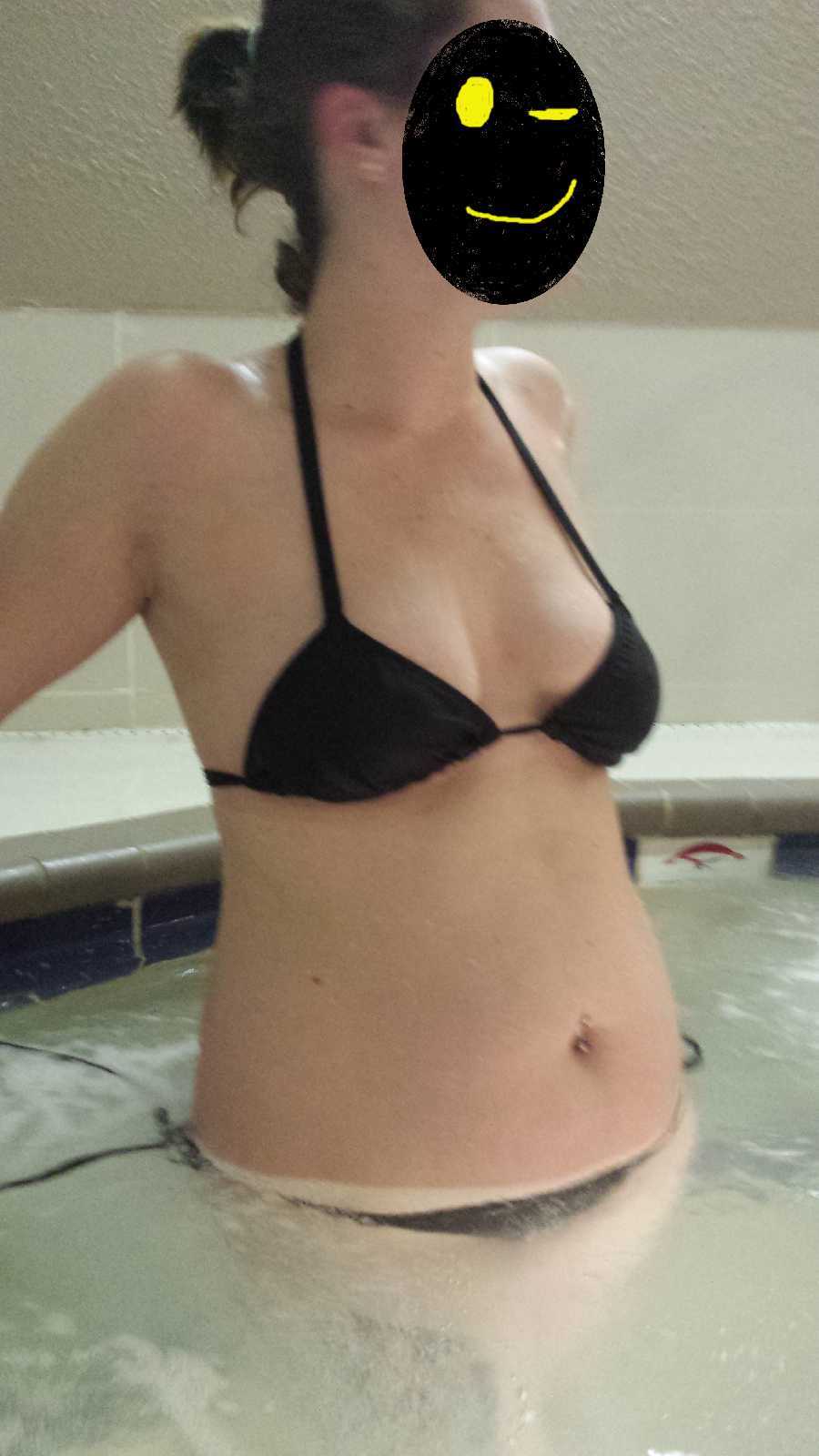 Sexy Time in Hotel Hot Tub