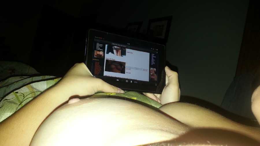 Nude Surfing the Net