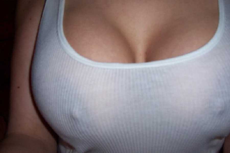 Nipples through her T-Shirt!