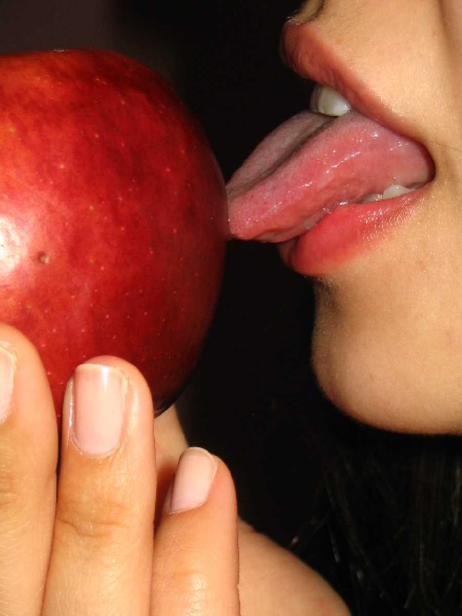 Sexy Apple Wife