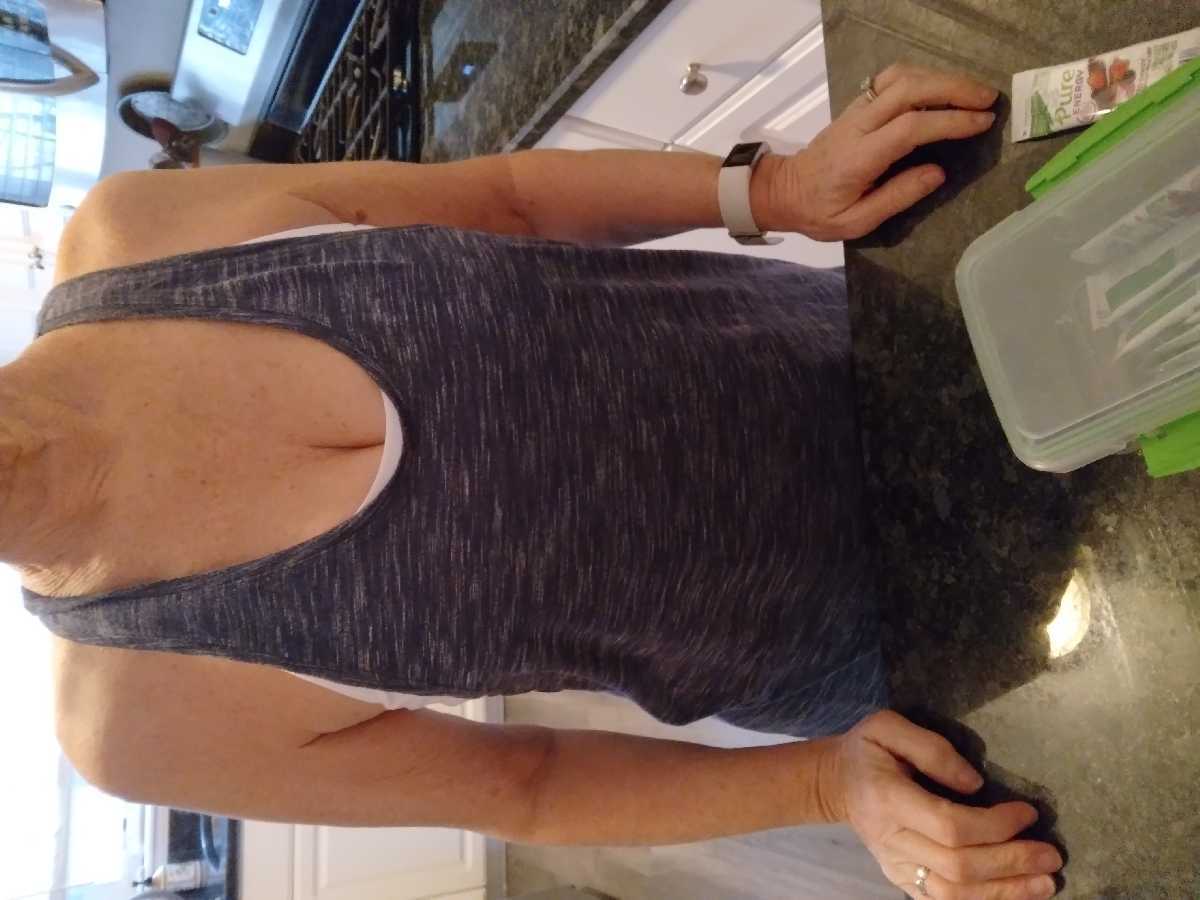Tits before her Workout