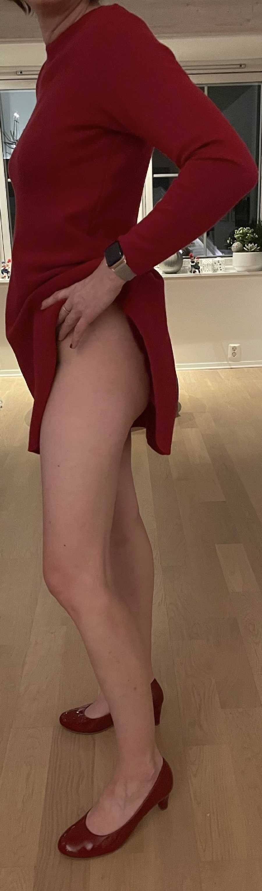 Red Dress/Shoes, no Panties