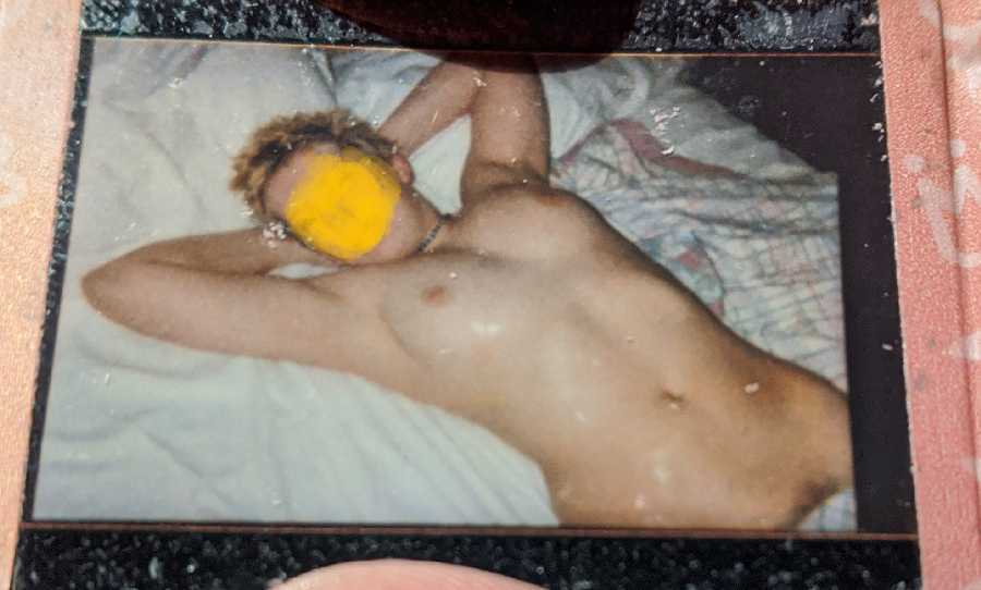 Taking Nudes with a Polaroid!