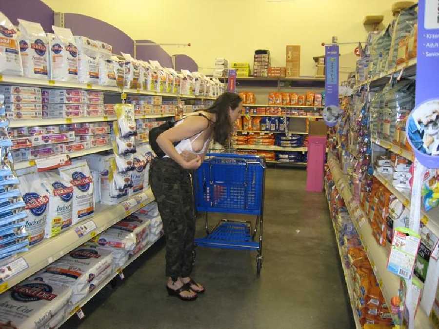 Tit Flash at the Pet Store