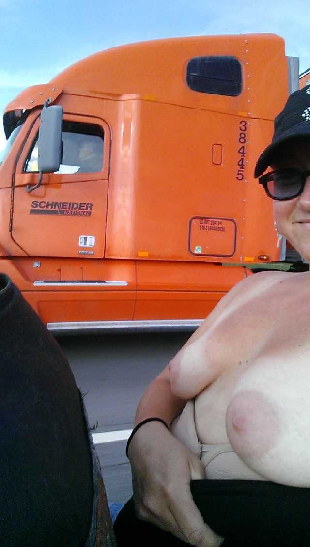 Flashing Truckers