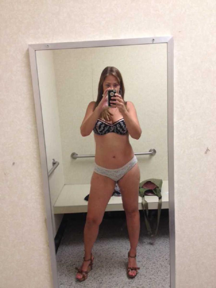 MILF in Changing Room