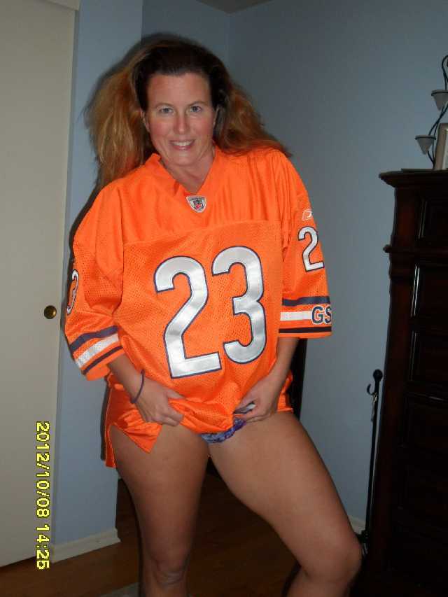 MILF in Football Jersey Dare