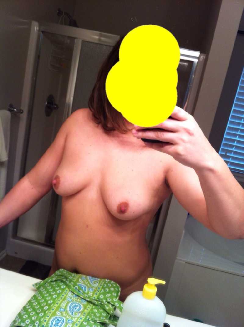 self taken naked pics sex scene