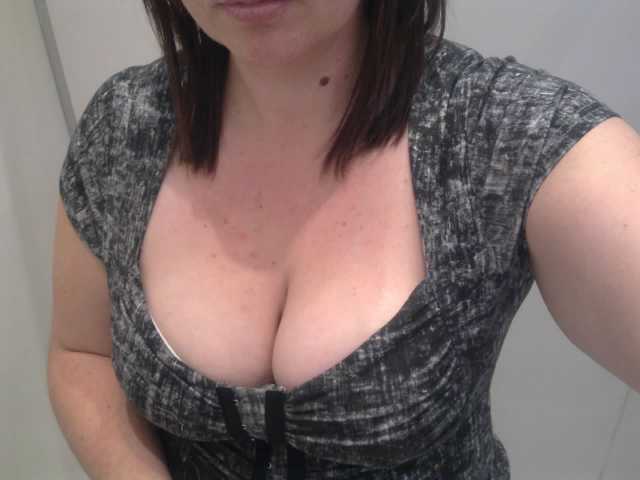 Cute MILF
