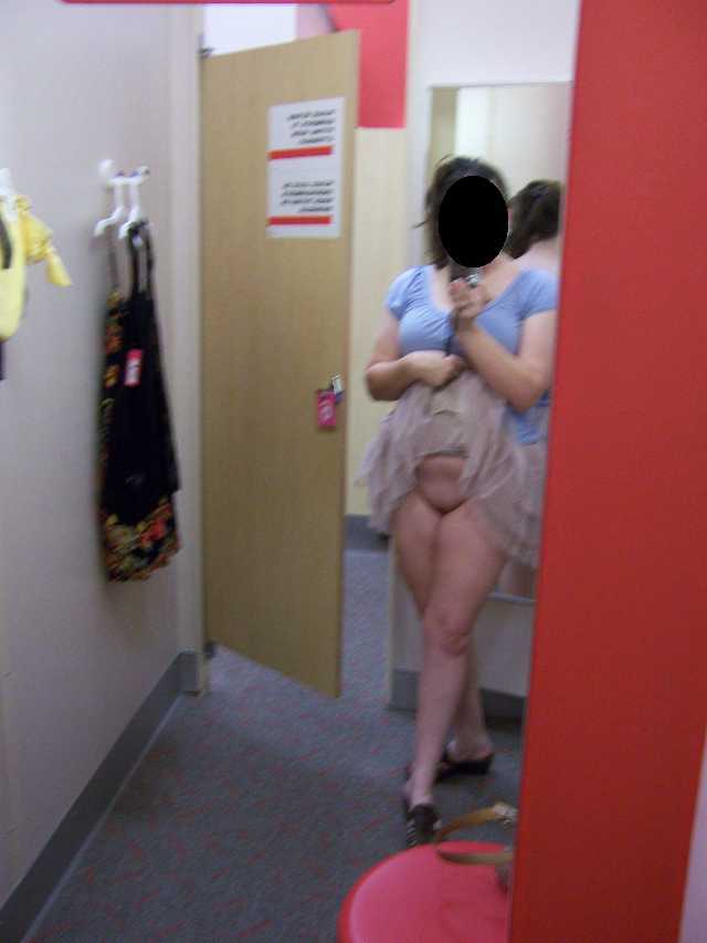 Women Nude In Dresing Room