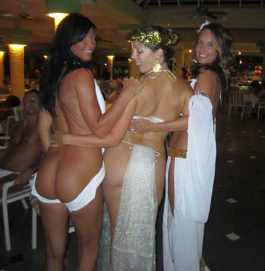 naked girls lesbian sex massage naked photo