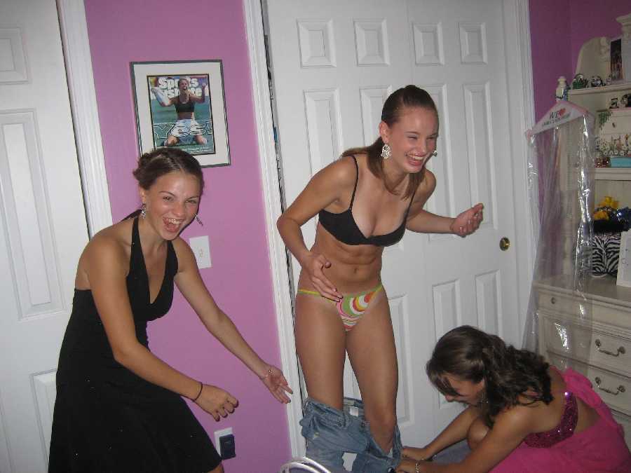 Pictures girls stripping bras panties - Real Naked Girls