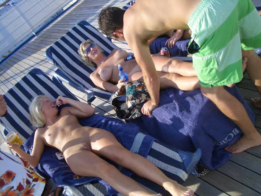 swingers nude cruise porn galleries