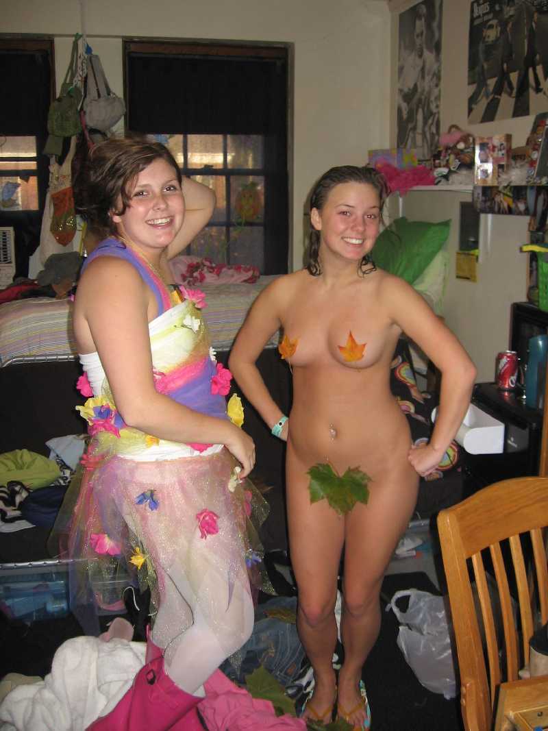 Halloween nude selfies