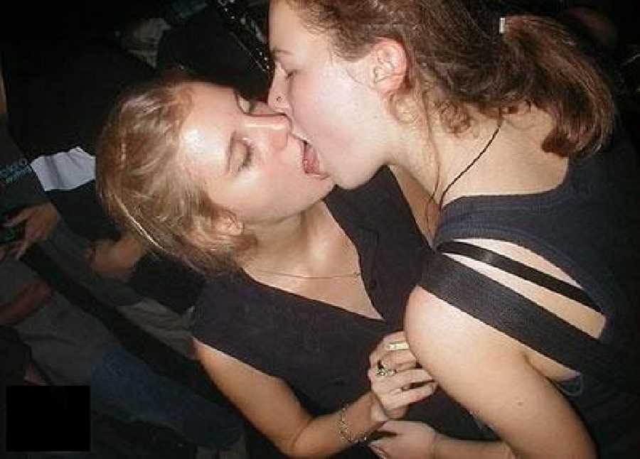 jen drunk amateur kissing xxx