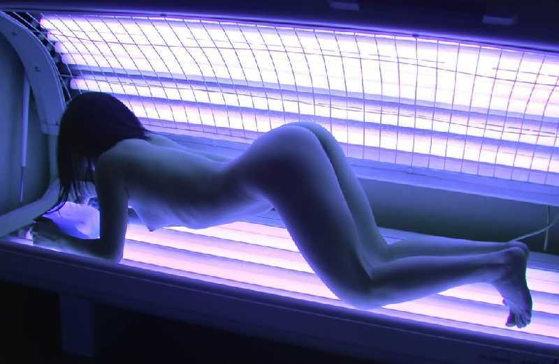 Nude Tanning Bed Pics