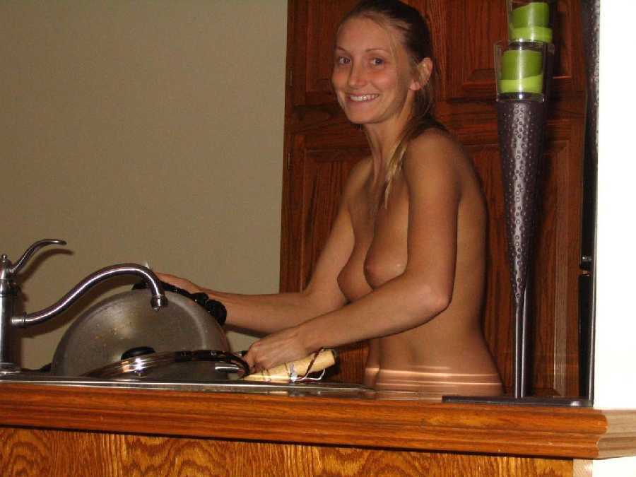 playful wife nude homemade pictures