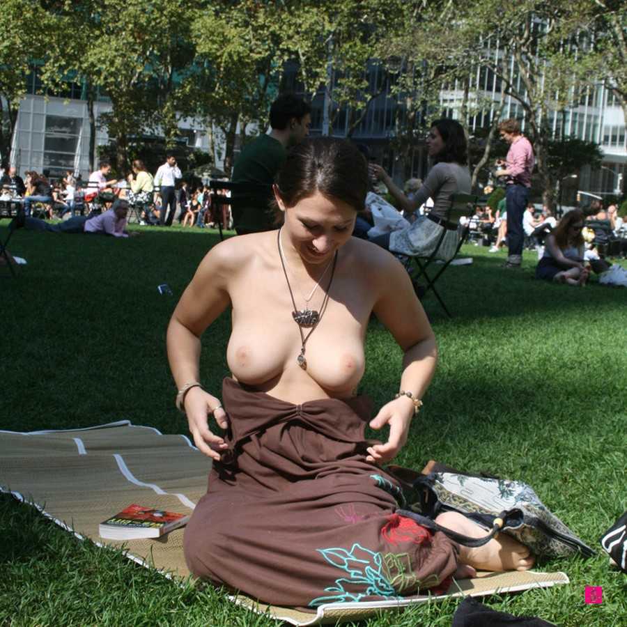 Sexy Public Nudity pic