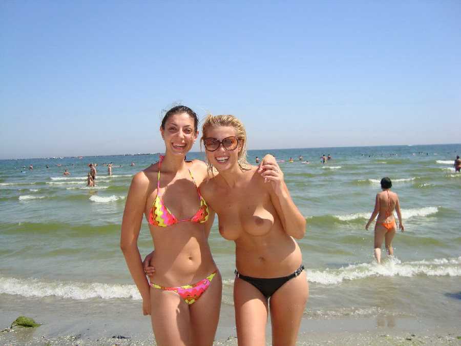 nude wives on holiday Adult Pics Hq