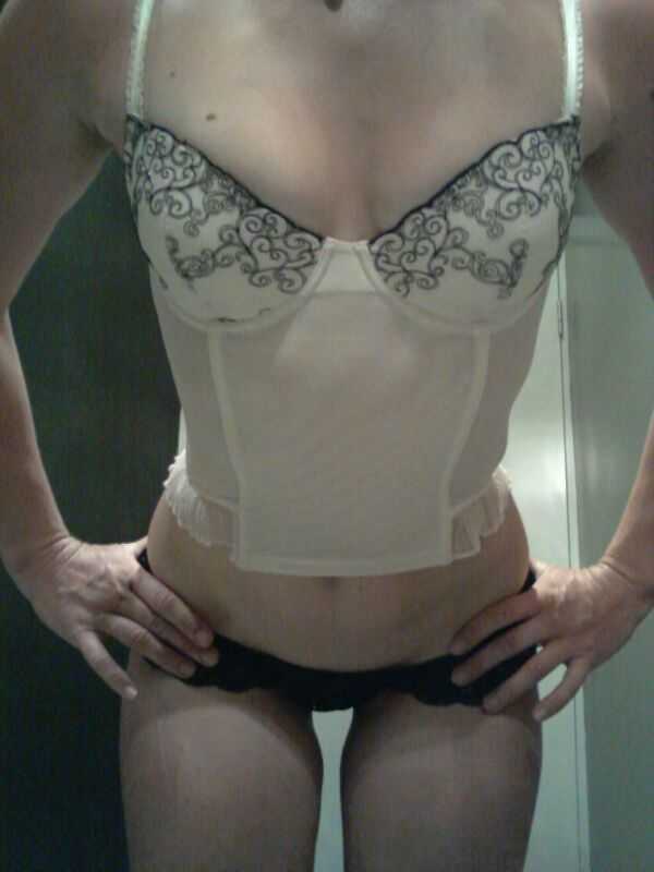 Wife in Knickers