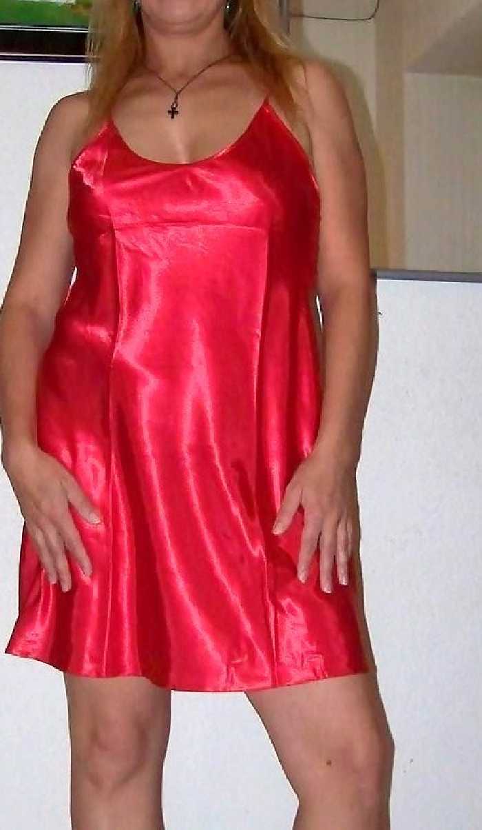 MILF in Red Nightie