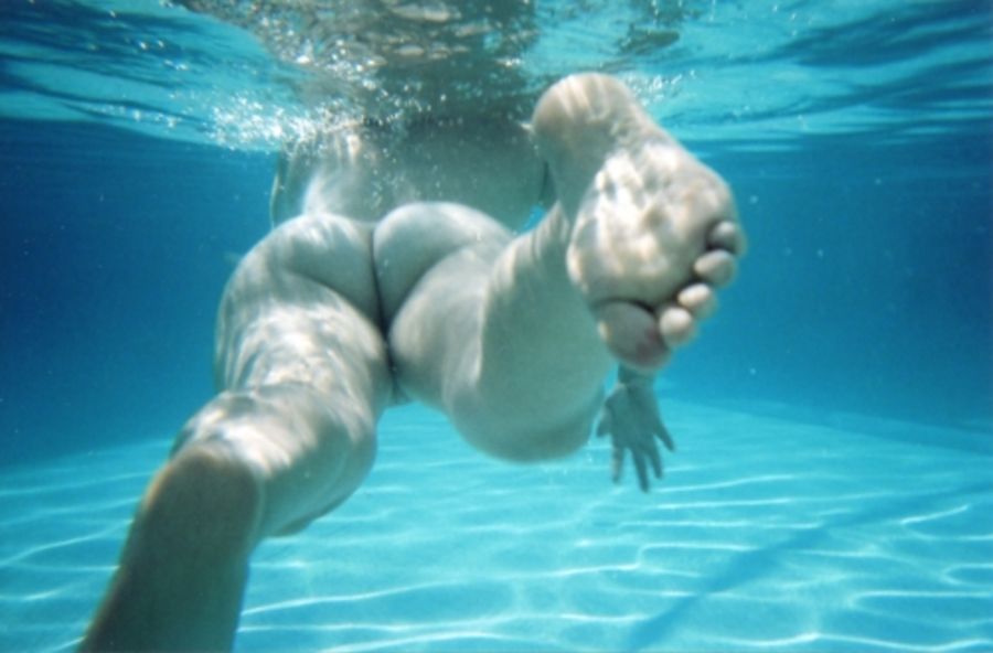 Pictures Of Women Nude Underwater