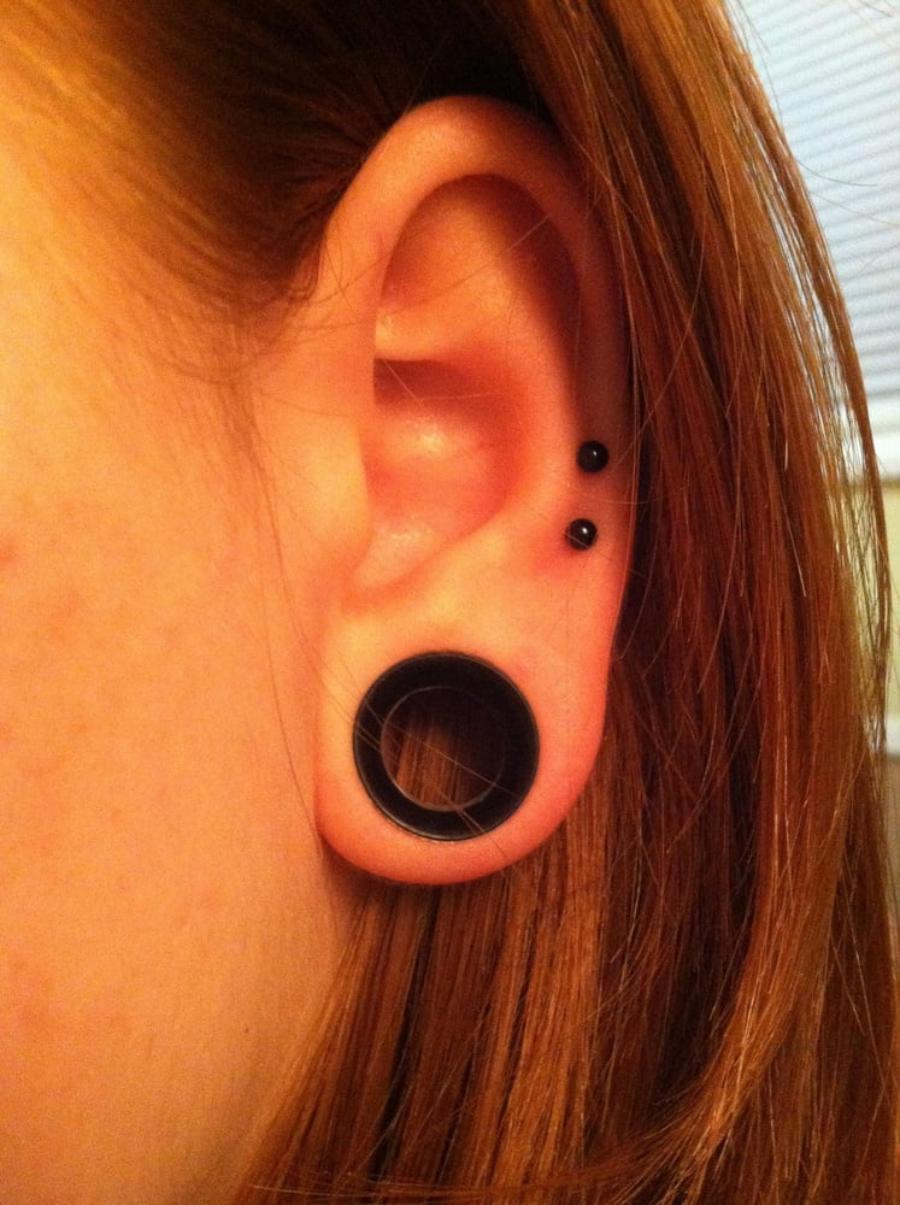 Earring on a Sexy Wife in exchange for Pussy Pics - Sexy Amateur Dare