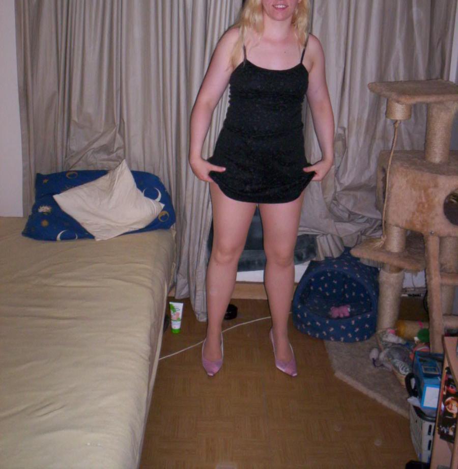 German Wife with Nudes with her Shoes - Sexy Amateur Dare