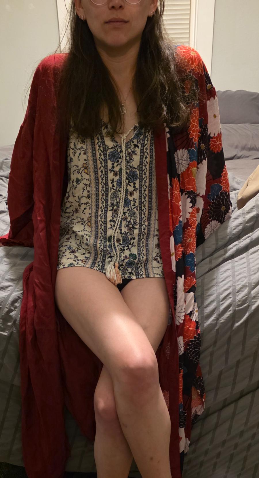 Attractive Wife Naked on Game Night - Sexy Amateur Dare