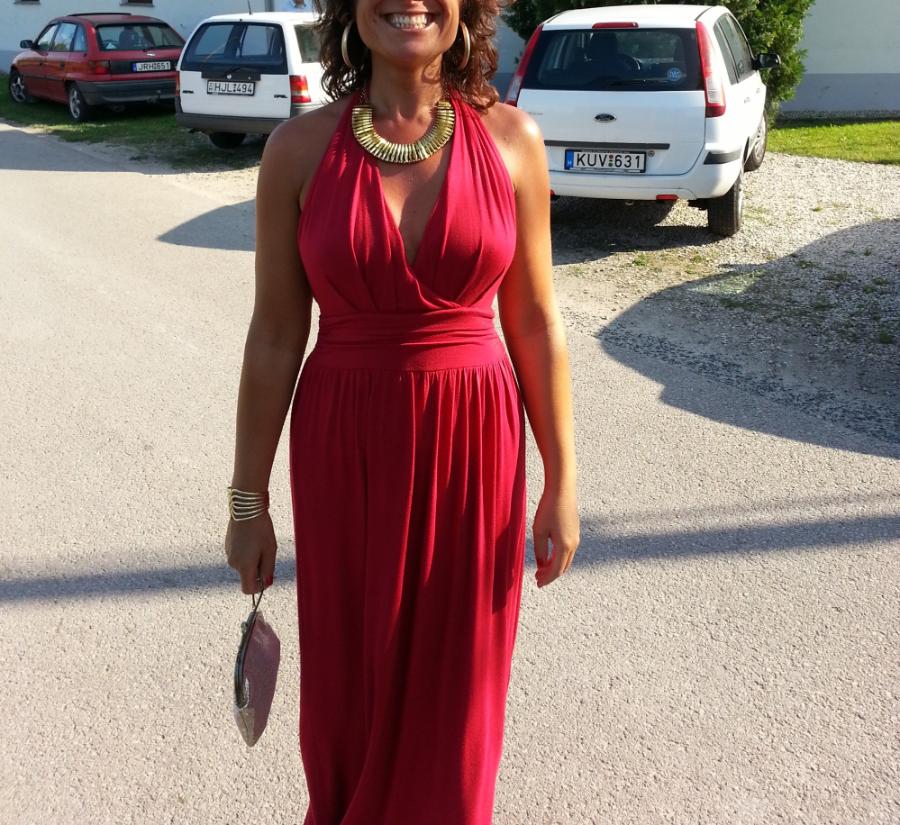 MILF Wife looks stunning in red Dress - Sexy Amateur Dare