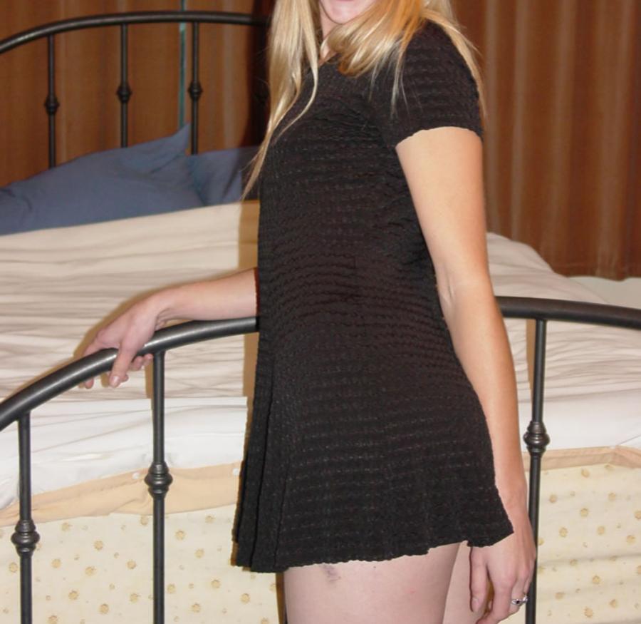 Blonde Girlfriend makes a Sexy Deal - Sexy Amateur Dare