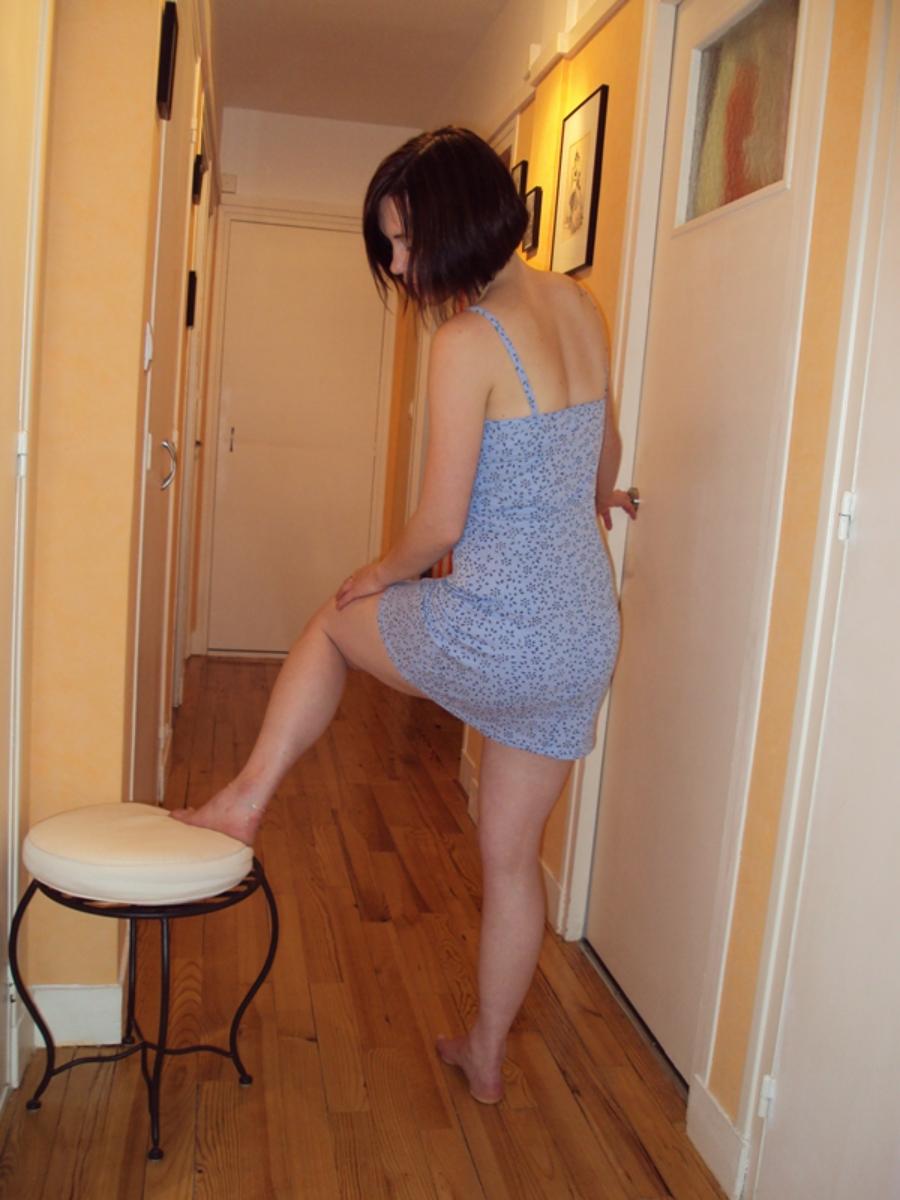 Attractive Shirt Haired Wife with Heels - Sexy Amateur Dare