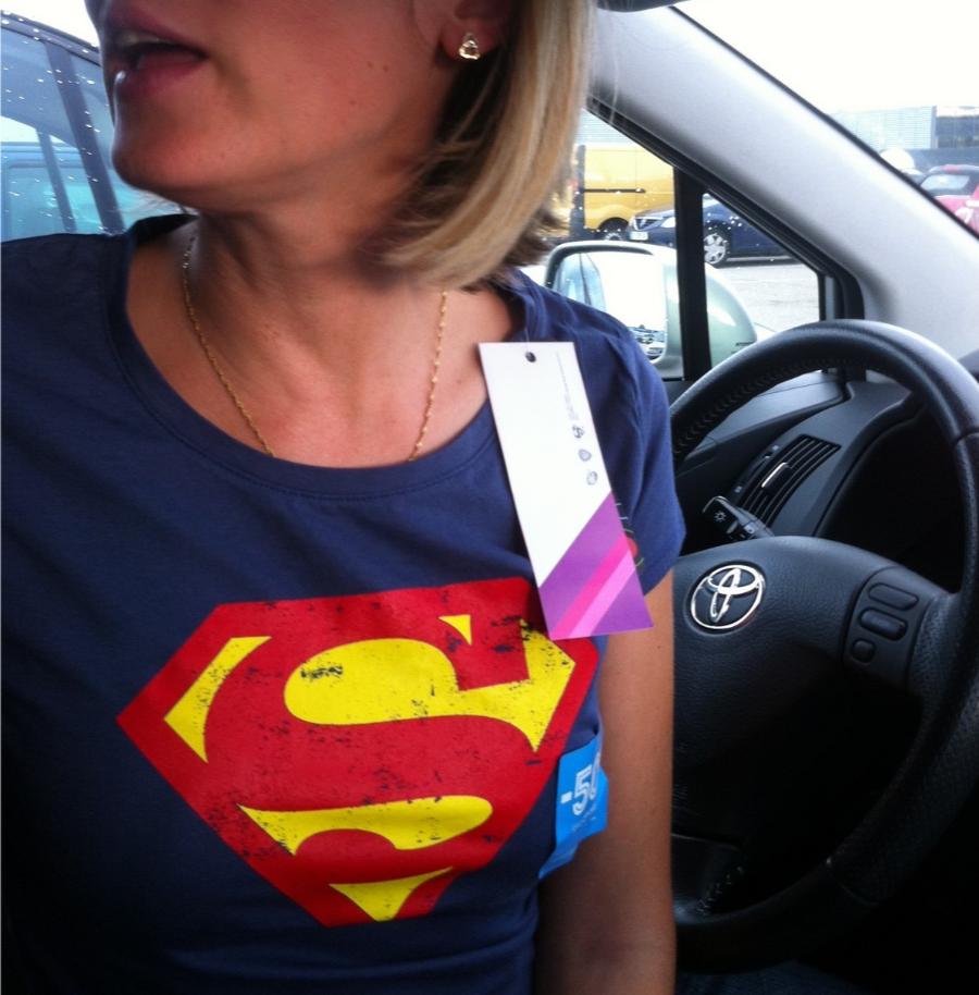 Sexy Wife Naked Spontaneous Car Dare - Sexy Amateur Dare