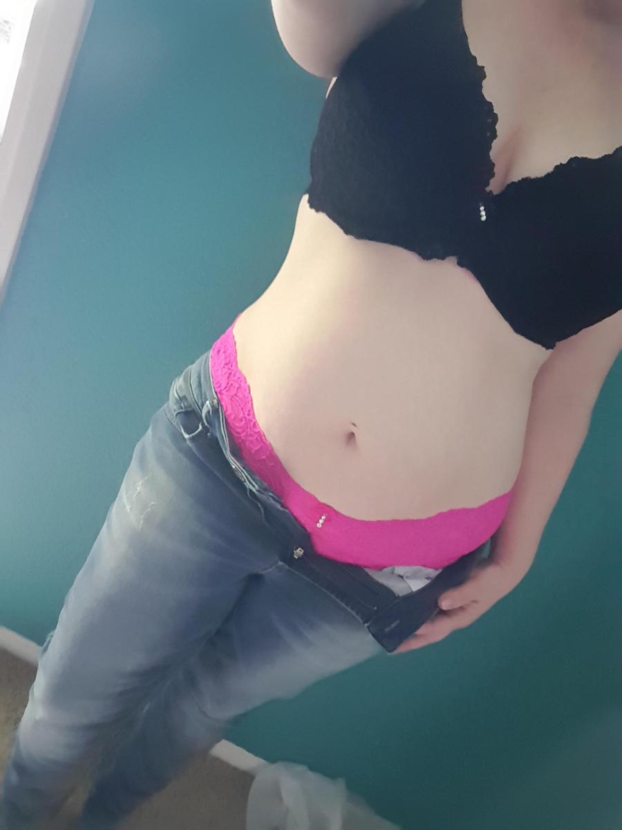 Young Wife shows how wet her Pussy is after posting Pics  - Sexy Amateur Dare