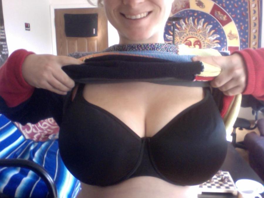 Wife gets very wet reading sexy Emails  - Sexy Amateur Dare