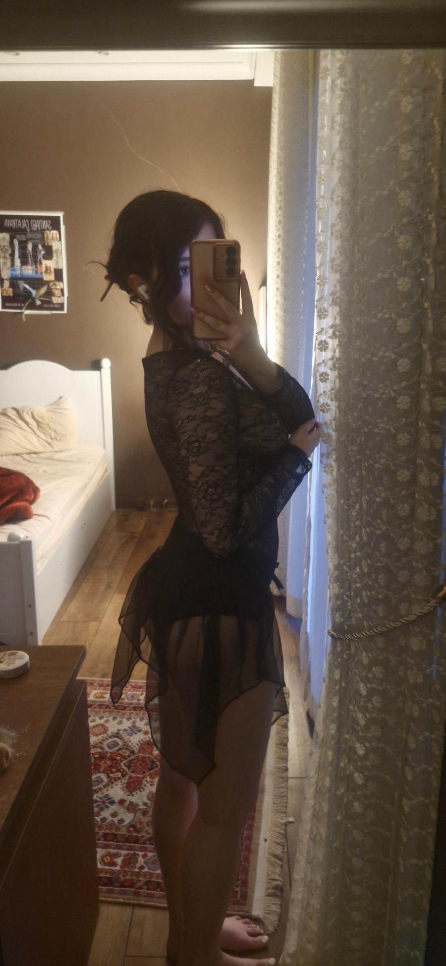 Girlfriend is 21 & Horny  - Sexy Amateur Dare