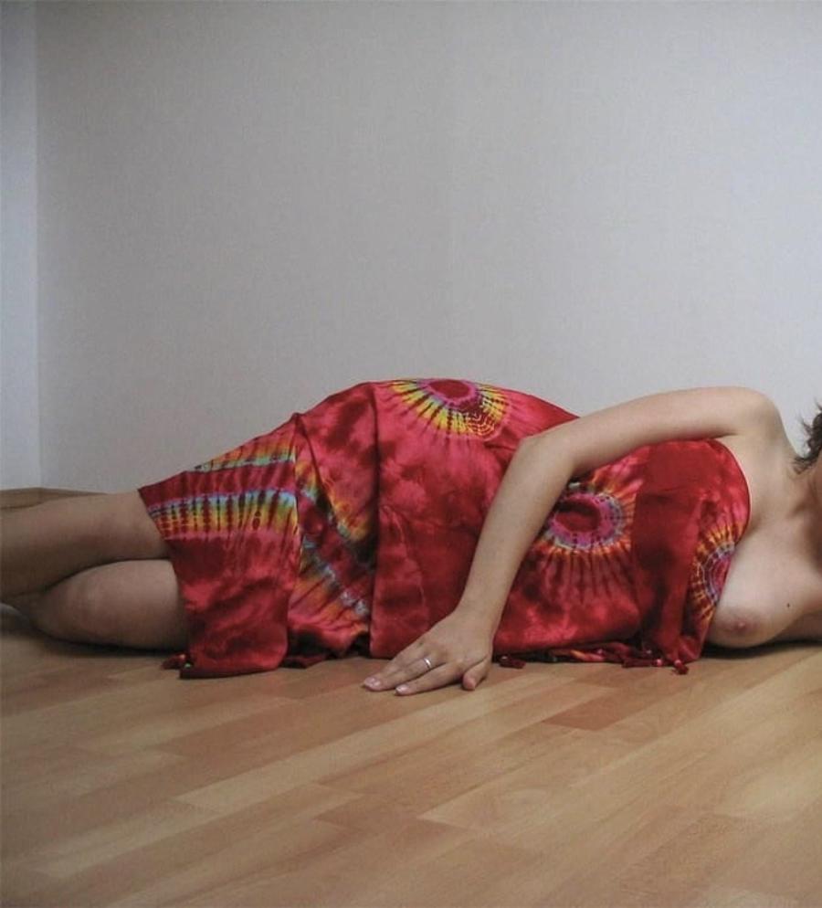 Wife naked but wrapped in a Shawl  - Sexy Amateur Dare
