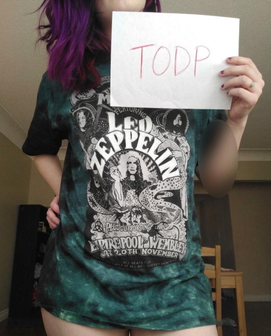 Showing the Ass on a Bet