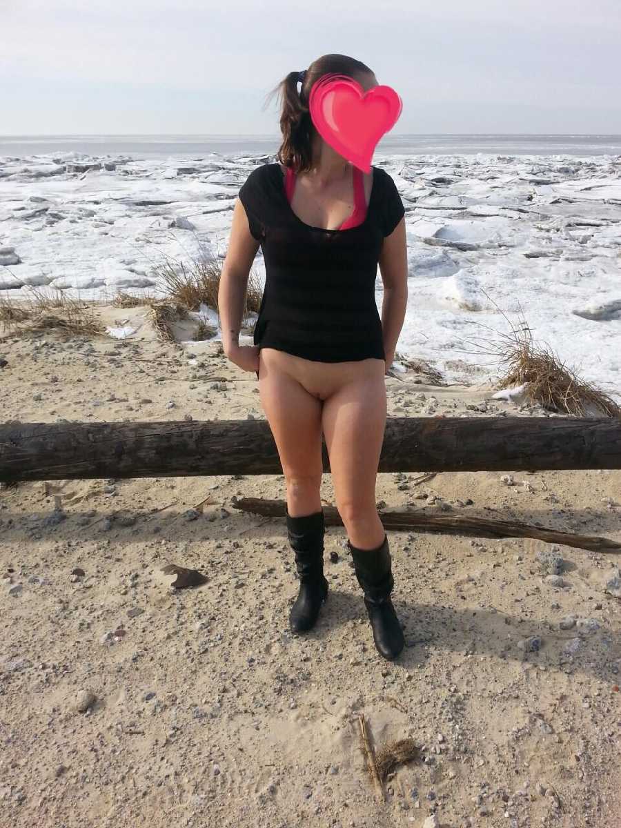 Pussy Flashing