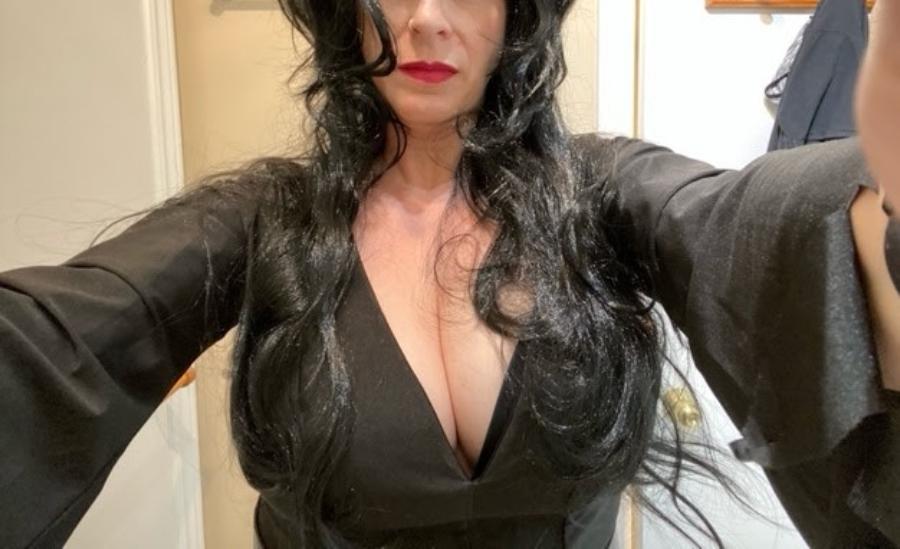 Wife Dressed up as Elvira to show Tits - Amateur MILF