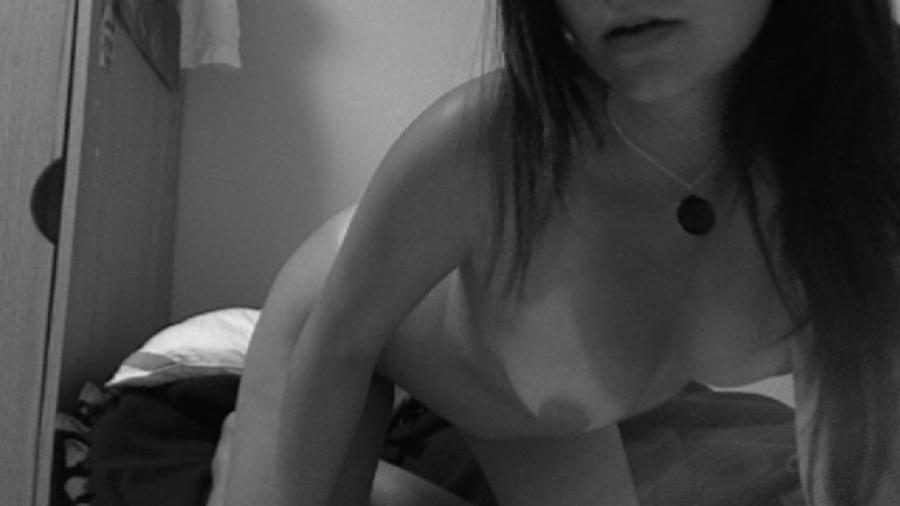 Hot Girlfriend Naked Black & Whites - Sexy Amateur Dare