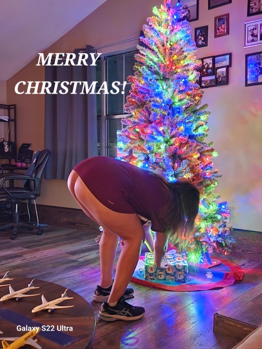 Bottomless Wife, bare bum under Christmas Tree!