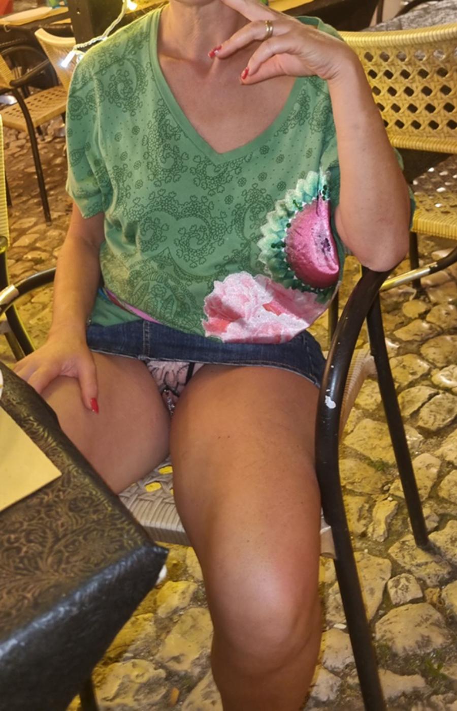 At the Bar w/o Panties