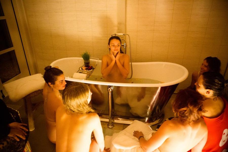 amateur dare women nude