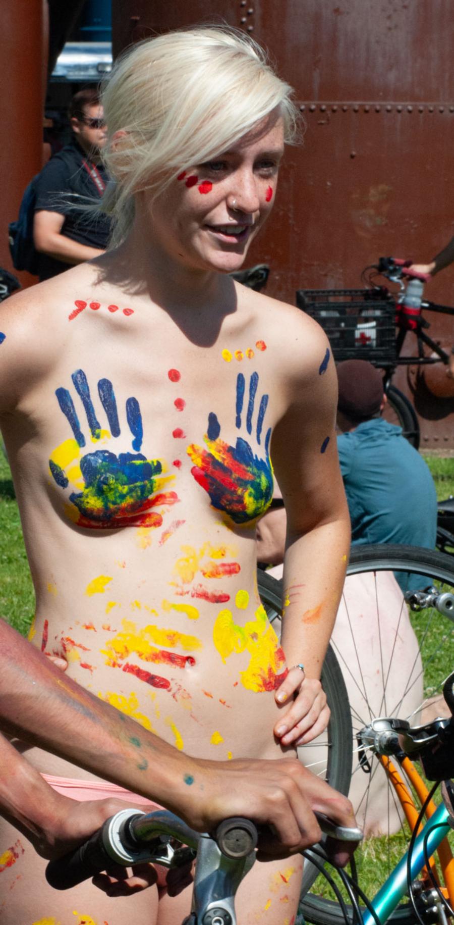 amateur dare women nude