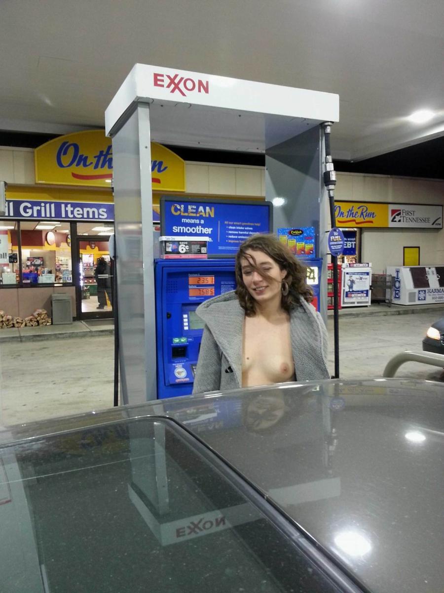 amateur dare women nude