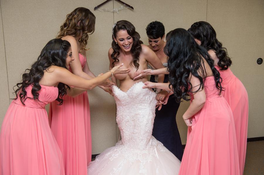 Hot Dressing Brides - Sexy Amateur Women.