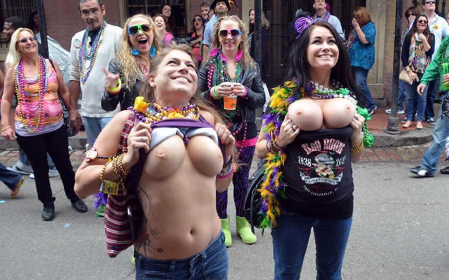 Mardi gras nude pics Mardi Gras Girls Pictures Of Girls Exposing Their Tits